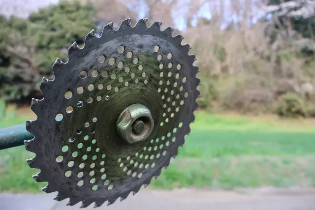 芝刈り・芝生のお手入れ